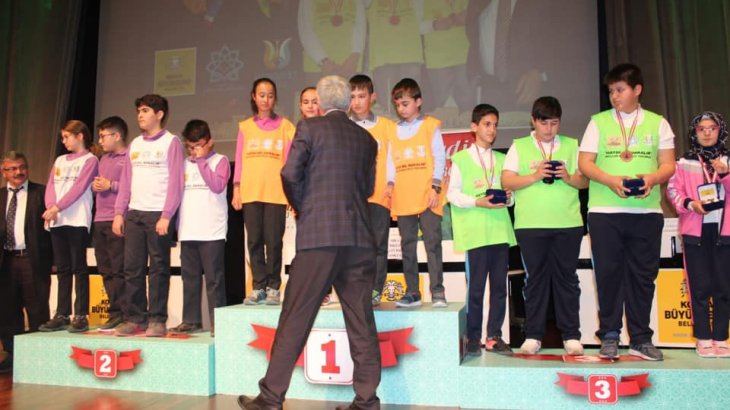 Merkez Atatürk Ortaokulu Haydi Bil Bakalım Bilgi Yarışması Finalinde Konya 3.sü Oldu