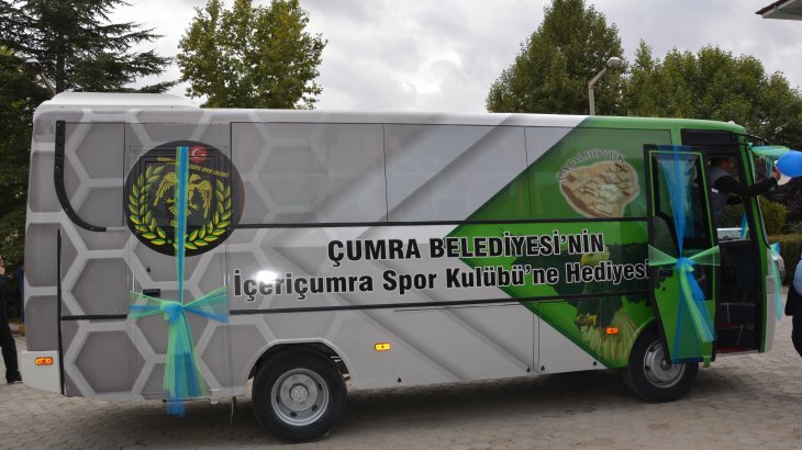 Çumra Belediyesi’nden İçeriçumraspor  Kulübü’ne takım otobüsü hediyesi