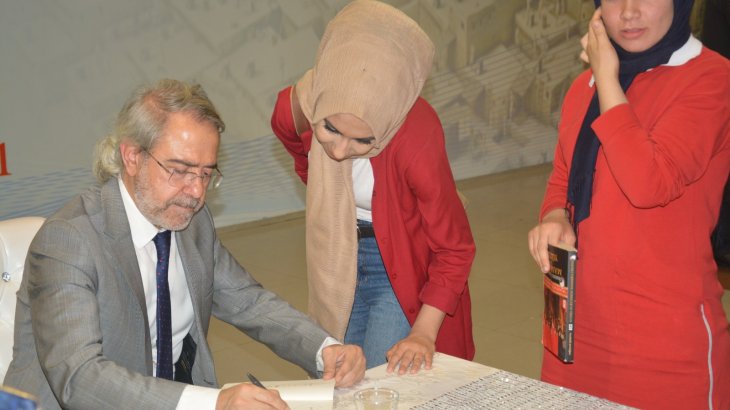 Prof. Dr. Mustafa Armağan Çumralı Gençlere Hitap Etti