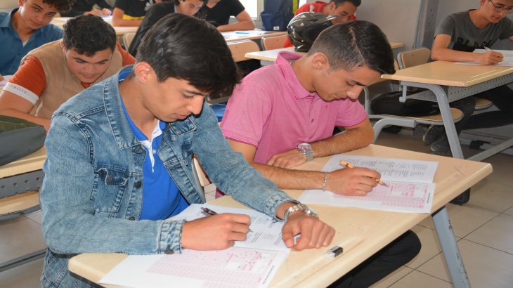 Çumra'da Sınav Heyecanı  